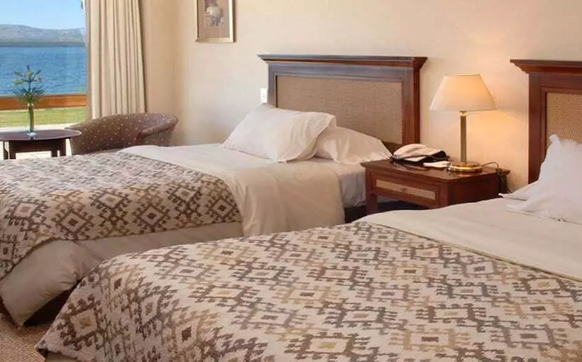 اتاق سوپریور سه تخته, Cacique Inacayal Lake Hotel & Spa