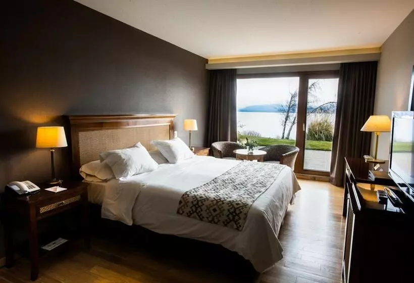 اتاق سوپریور سه تخته, Cacique Inacayal Lake Hotel & Spa