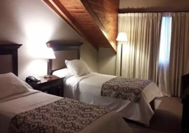 اتاق اکونومی, Cacique Inacayal Lake Hotel & Spa