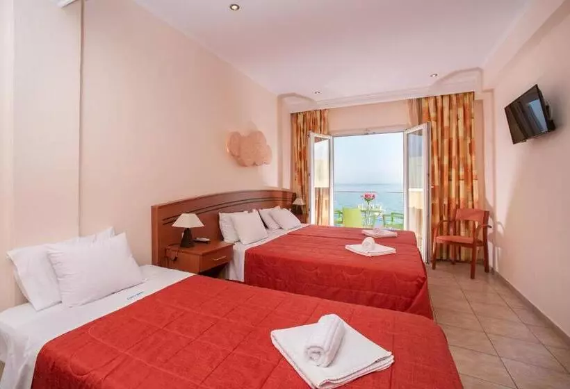 Chambre Triple Standard Vue Mer, Corfu Maris