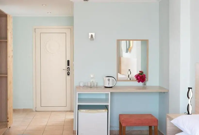 Triple Room Sea View, Corfu Maris