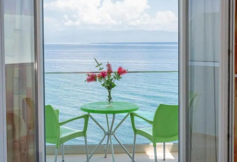 Sviitti Merinäkymä, Corfu Maris