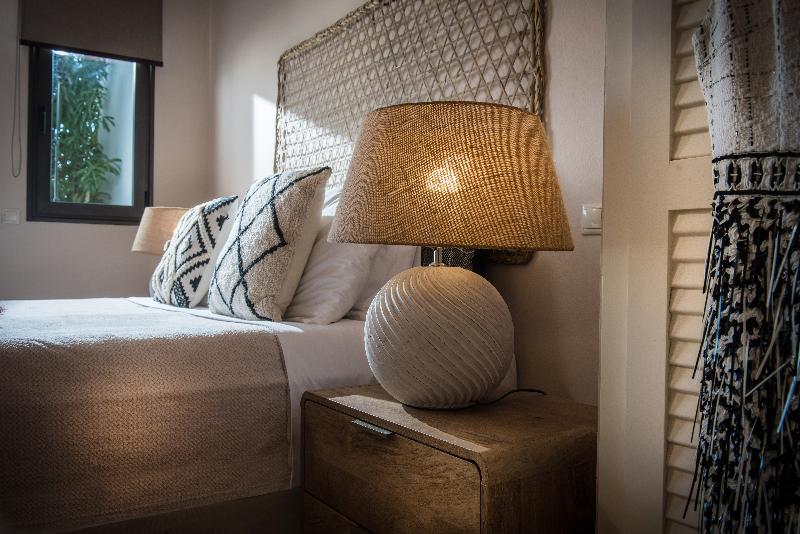 סוויטת ג'וניור נוף לגינה, Creta Blue Boutique