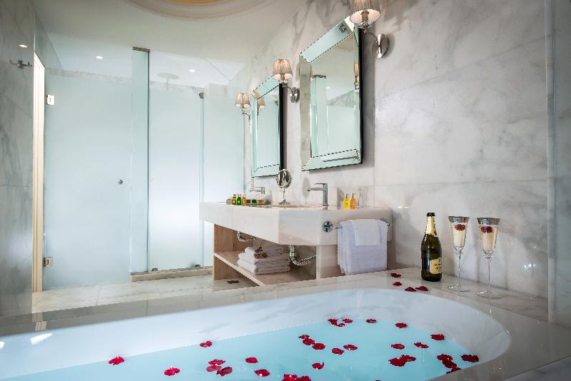 סוויטה דלוקס, Creta Blue Boutique