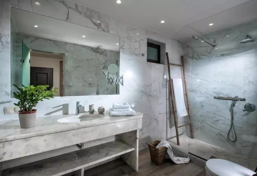 Executive-sviitti Puutarhanäkymä, Creta Blue Boutique