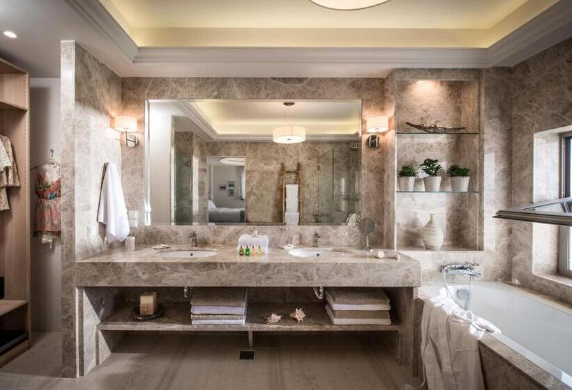 סוויטה דלוקס, Creta Blue Boutique