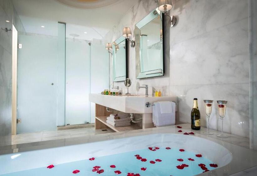 סוויטת דלוקס נוף לים, Creta Blue Boutique