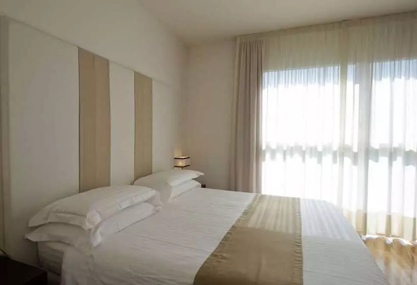 デラックススイート, Eden Rock Resort