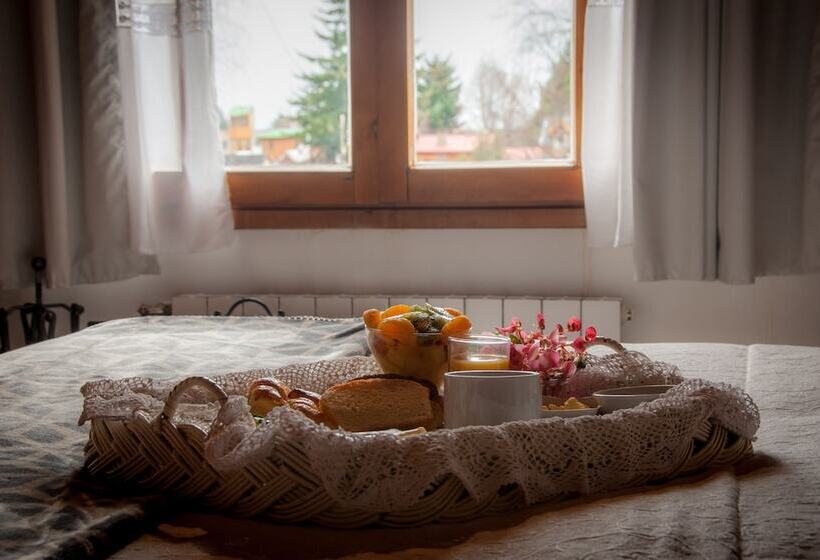 Люкс, Hostería El Arbol Duende