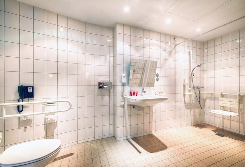 Номер Комфорт, Leonardo Hotel Dresden Altstadt