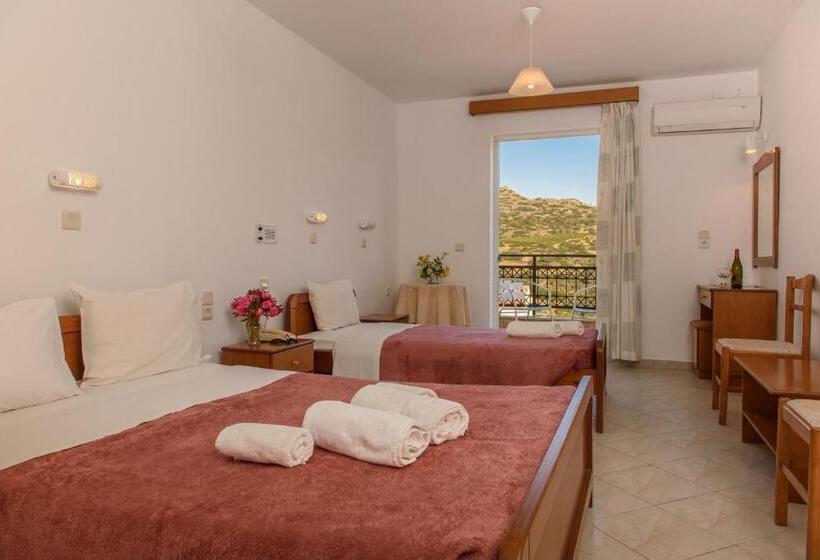 スタンダードトリプルルーム, Melissa