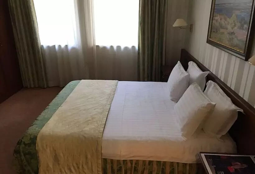 اتاق استاندارد, Otrada
