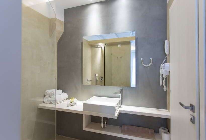 Номер Superior, Princess Of Naxos