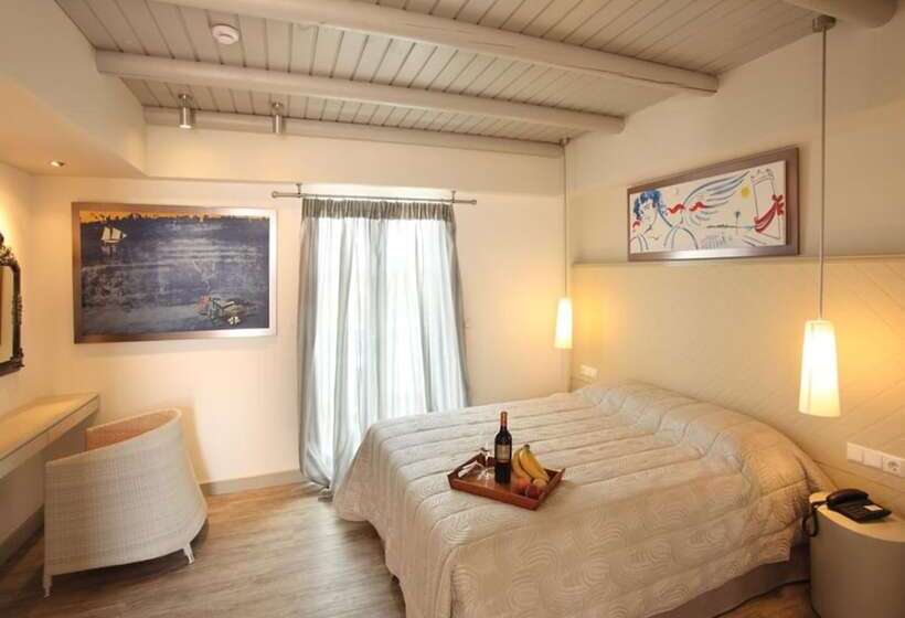 Номер Superior, Princess Of Naxos