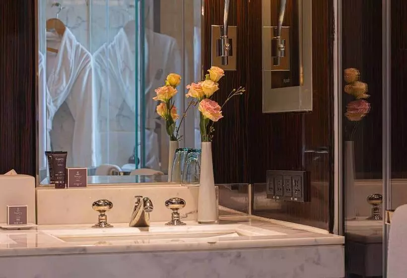 Deluxe-huone, The Ritzcarlton Beijing, Financial Street
