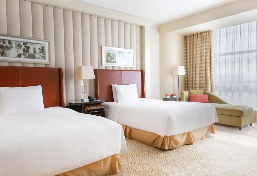 Номер Deluxe, The Ritzcarlton Beijing, Financial Street