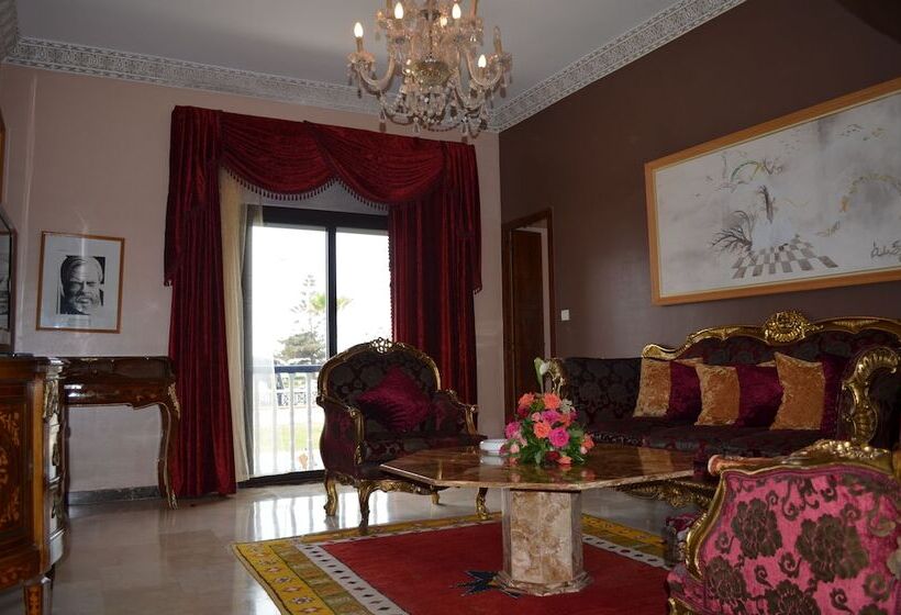 Номер Стандарт, Hôtel Des Iles