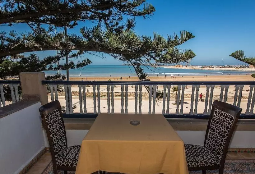 سوییت جونیور با چشم‌انداز دریا, Hôtel Des Iles