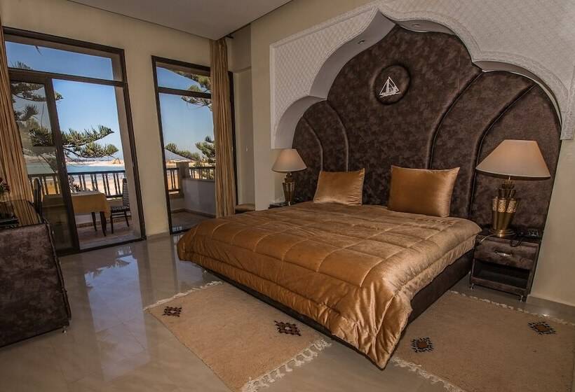 Президентский Люкс, Hôtel Des Iles