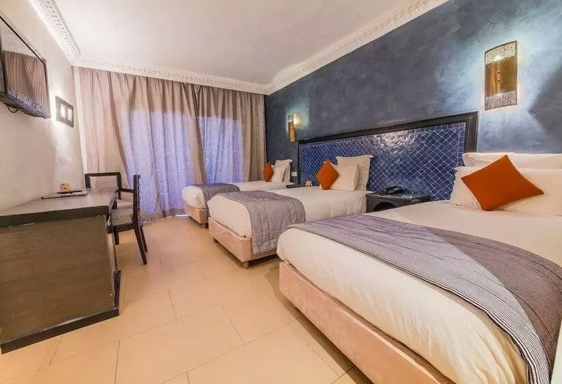 اتاق استاندارد سه نفره, Hôtel Des Iles