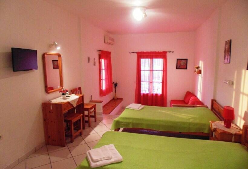 חדר סטנדרט נוף לים, Froudi Rooms