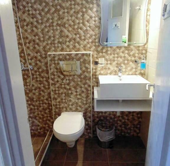 סוויטת ג'וניור נוף לים, Froudi Rooms