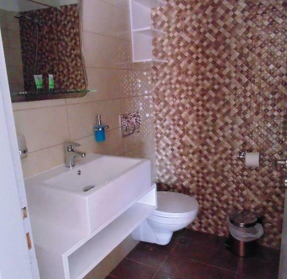 סוויטת ג'וניור נוף לים, Froudi Rooms