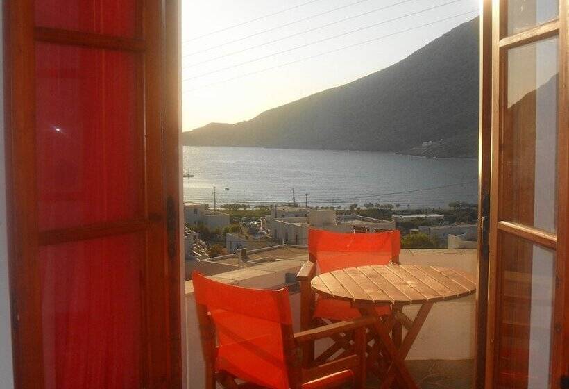 Triple Room Sea View, Froudi Rooms