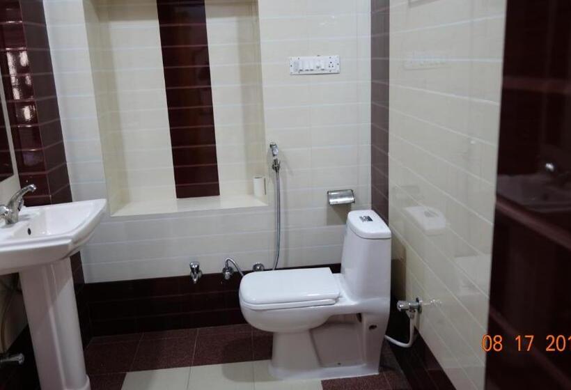 Standardrum King Size Säng, The Wanderlust Guest House & Safari