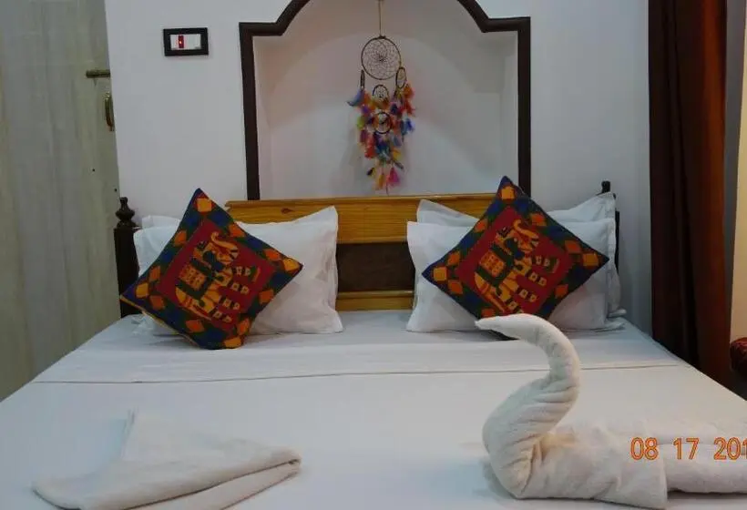 اتاق استاندارد با تخت بزرگ, The Wanderlust Guest House & Safari