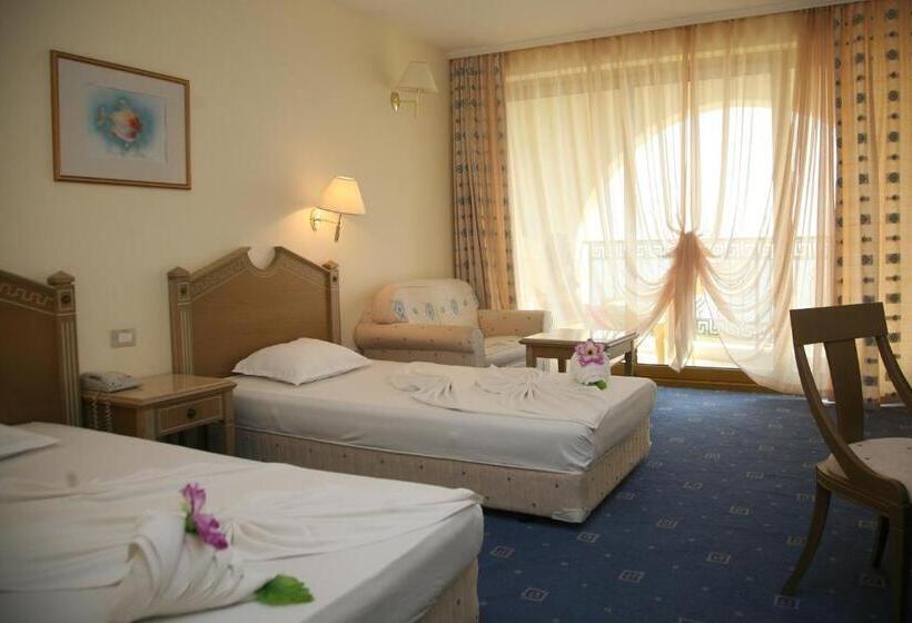 Номер Стандарт Вид на Бассейн, Duni Marina Royal Palace Hotel   Ultra All Inclusive
