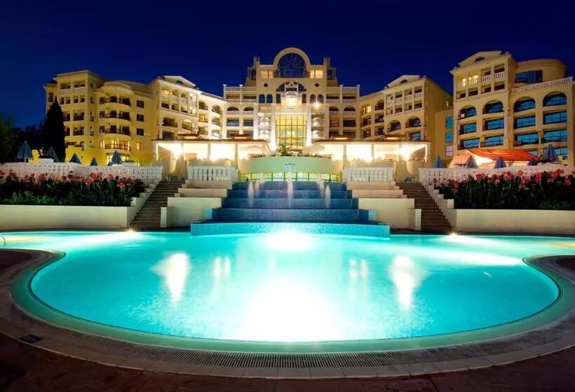 プールビュージュニアスイート, Duni Marina Royal Palace Hotel   Ultra All Inclusive