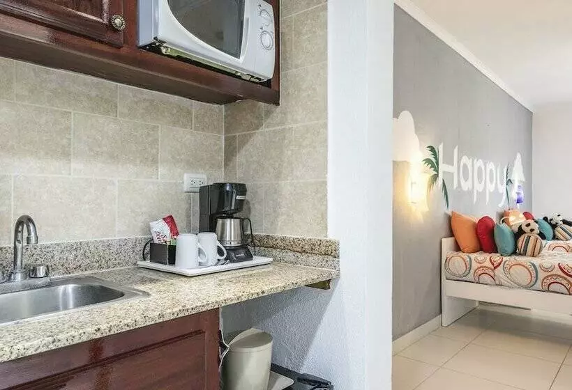 سوئیت جونیور خانوادگی, Marien Puerto Plata   All Inclusive