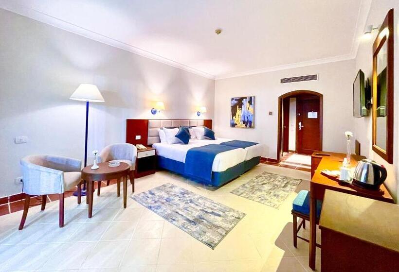 اتاق لوکس با چشم‌انداز دریا, Ivy Cyrene Island Aqua Park Resort