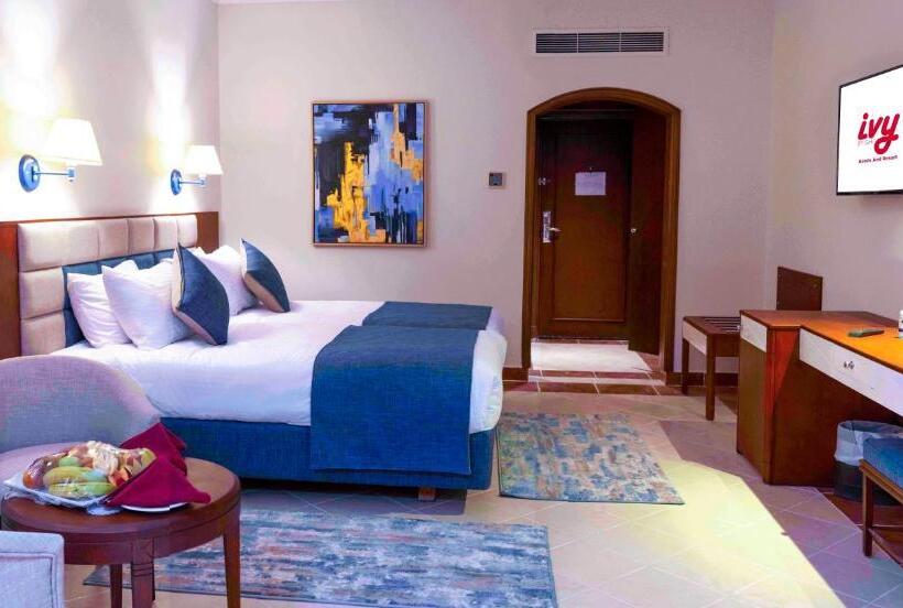 اتاق سه نفره دلوکس با چشم‌انداز دریا, Ivy Cyrene Island Aqua Park Resort