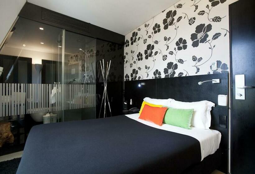 سوئیت 2 خوابه, Funchal Design