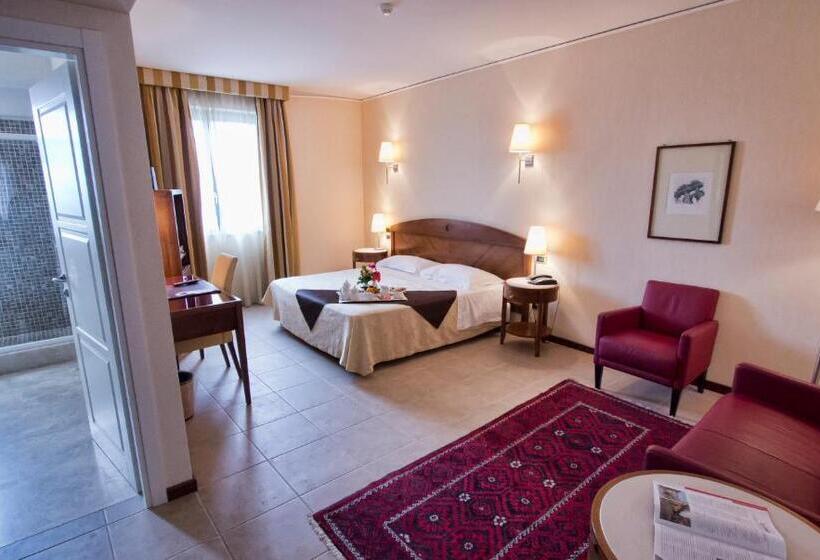Номер Deluxe, Grand Hotel Paestum