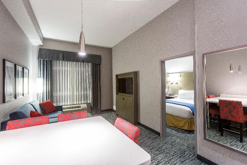 スイート, Holiday Inn Express & Suites Riverport Richmond, An Ihg