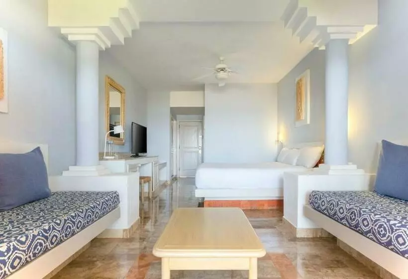 オーシャンビュージュニアスイート, Iberostar Waves Tucán