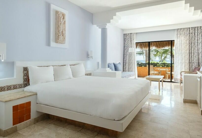 Junior Suite met Uitzicht op Zee, Iberostar Waves Tucán