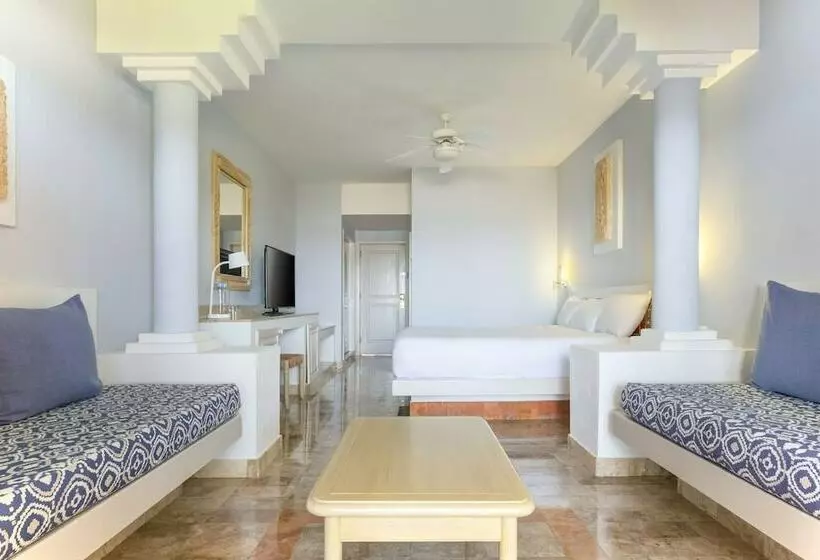 オーシャンビュージュニアスイート, Iberostar Waves Tucán