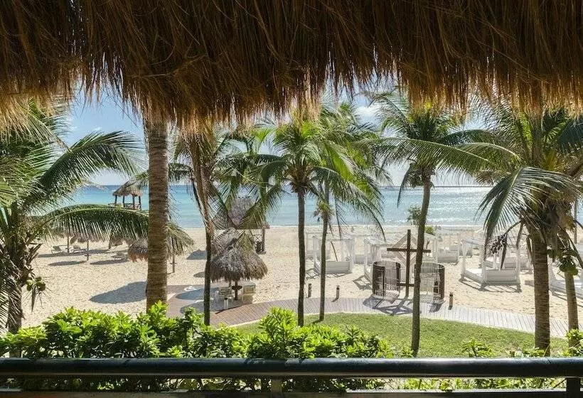 オーシャンビュージュニアスイート, Iberostar Waves Tucán