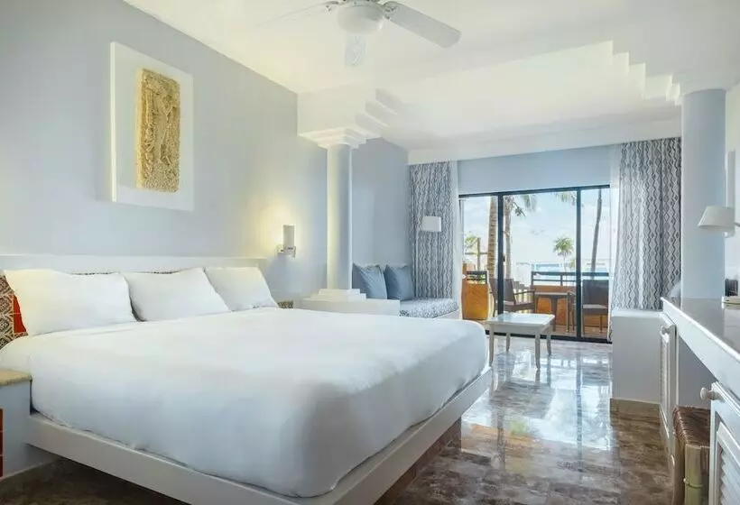 オーシャンビュージュニアスイート, Iberostar Waves Tucán