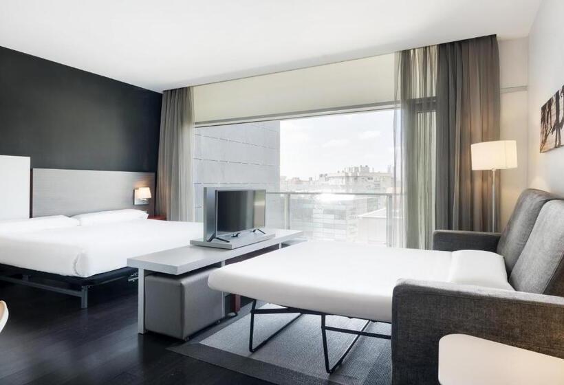 Quarto Familiar, Ilunion Atrium
