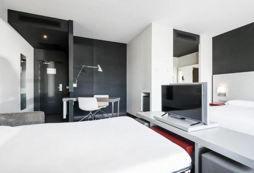 Pokój Rodzinny, Ilunion Atrium