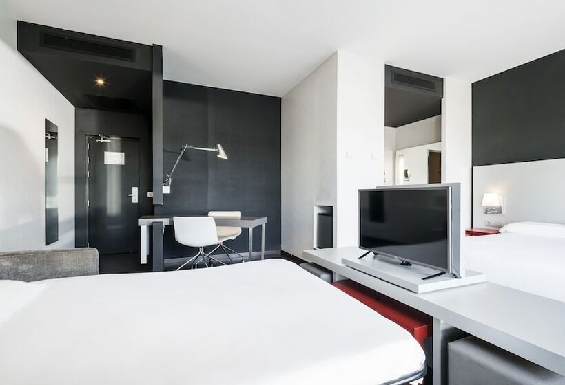 Pokój Rodzinny, Ilunion Atrium