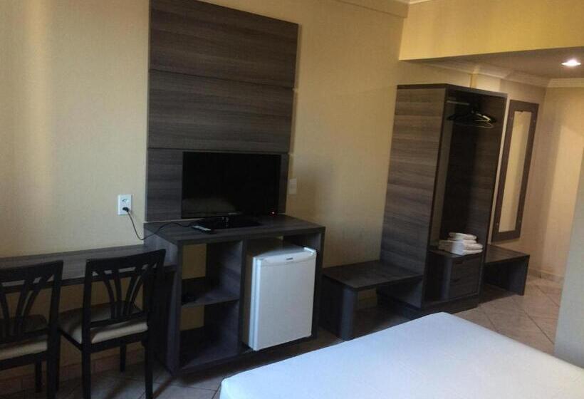 اتاق لوکس, Inacio Palace