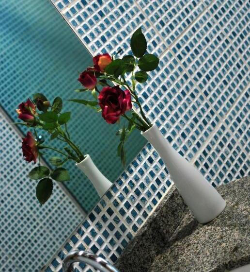 اتاق لوکس سه تخته, Inacio Palace