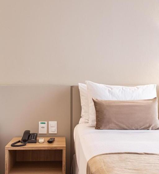 اتاق سوپریور چهار تخته, Jandaia Turismo