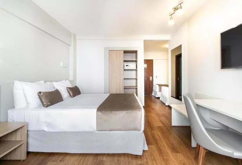 スーペリアの4人部屋, Jandaia Turismo